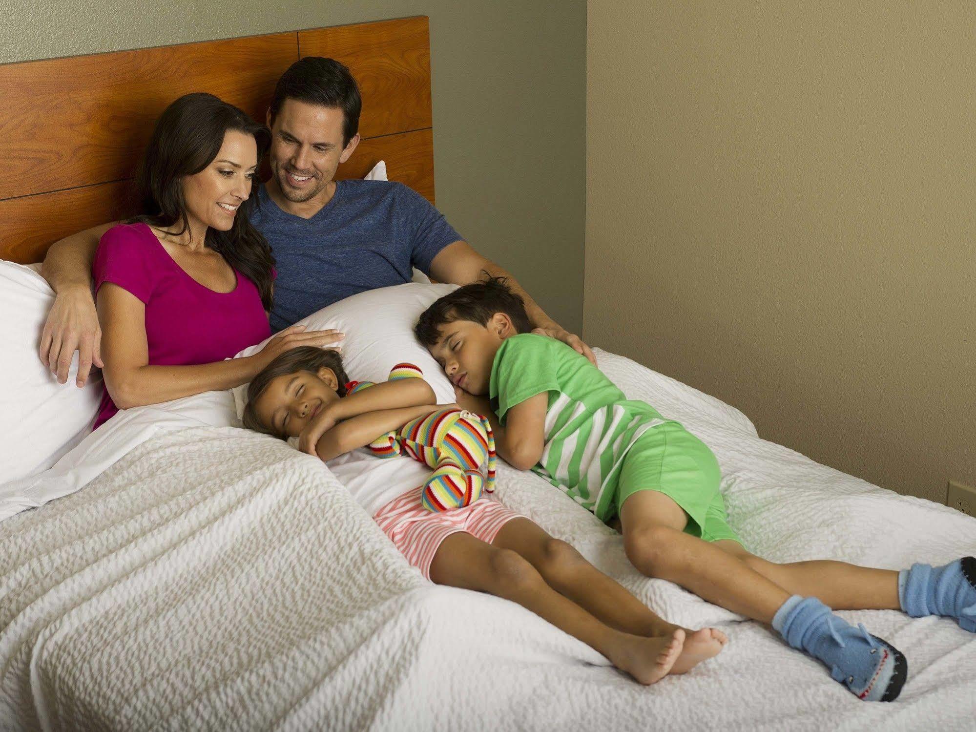 Woodspring Suites Chesapeake-Norfolk South Экстерьер фото